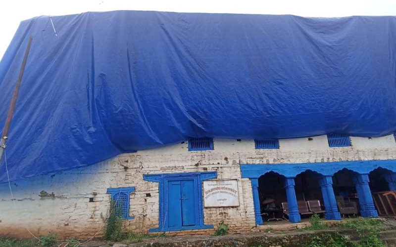 ढल्ने अवस्था भएपछि जाजरकोट दरबारलाई पालले ढाकियो